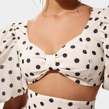 Sherine | Polka Dot svārku un krekla komplekts ar pūkainām piedurknēm